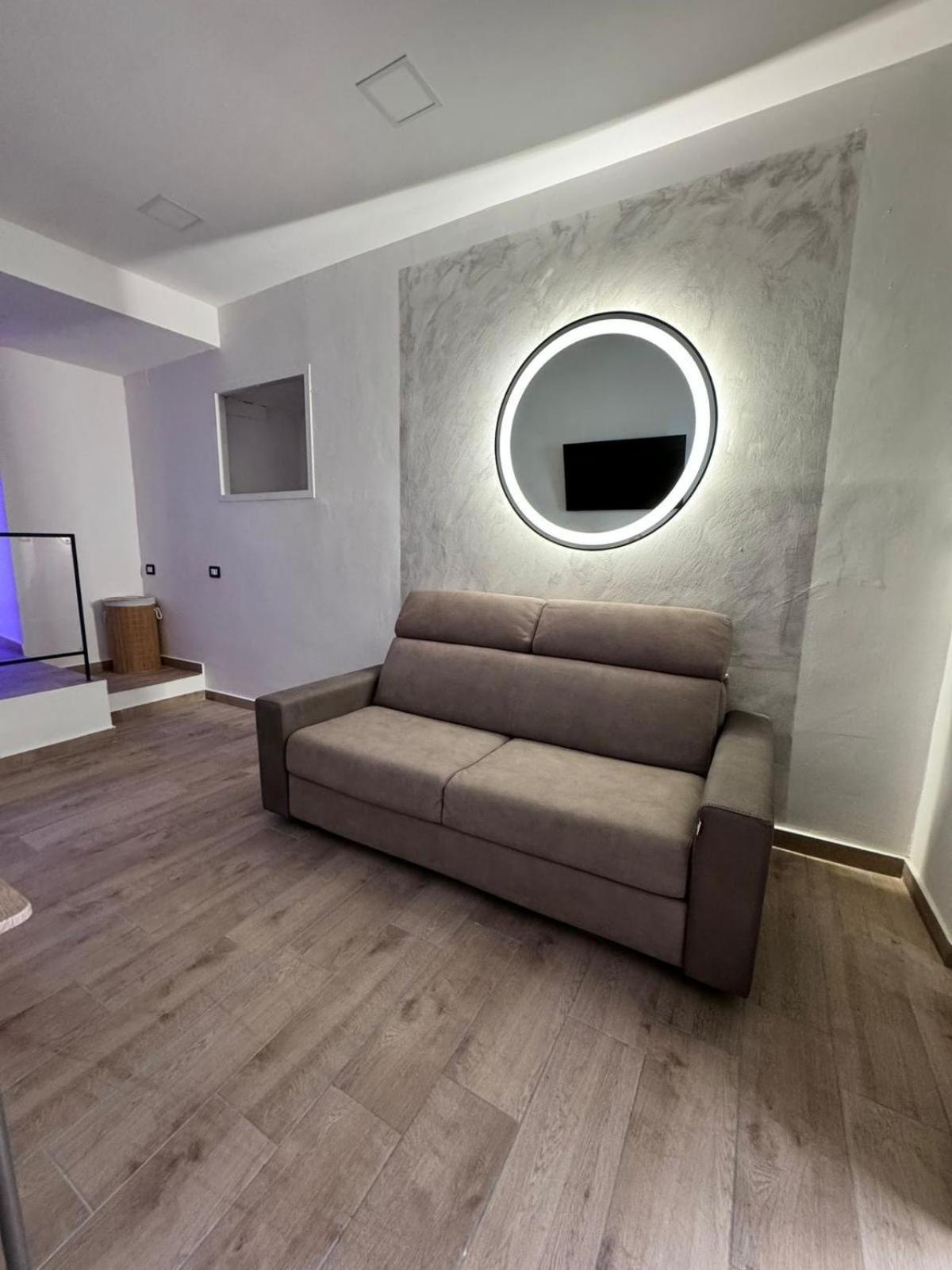 Anita S Home Неаполь Экстерьер фото