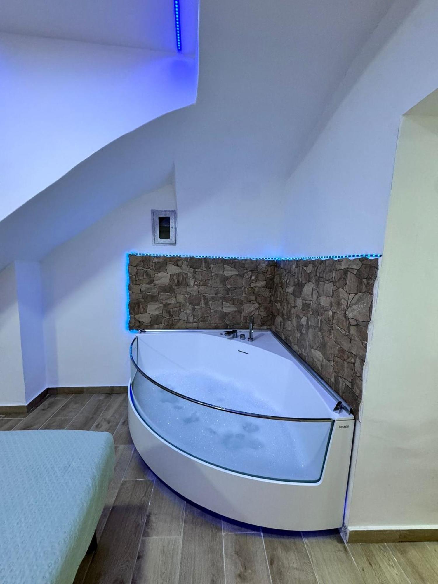Anita S Home Неаполь Экстерьер фото