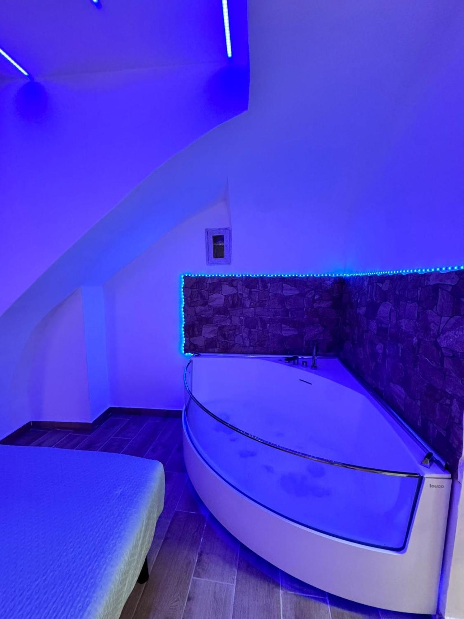 Anita S Home Неаполь Экстерьер фото